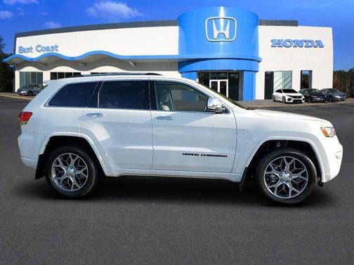 Photo 5 of 32 of 2020 Jeep Grand Cherokee Overland