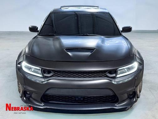 Black 2016 Dodge Charger SRT 392