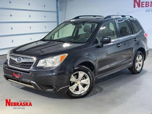 Dark Gray Metallic 2015 Subaru Forester 2.5i Premium