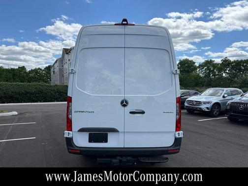 Arctic White 2026 Mercedes-Benz Sprinter 2500 High Roof