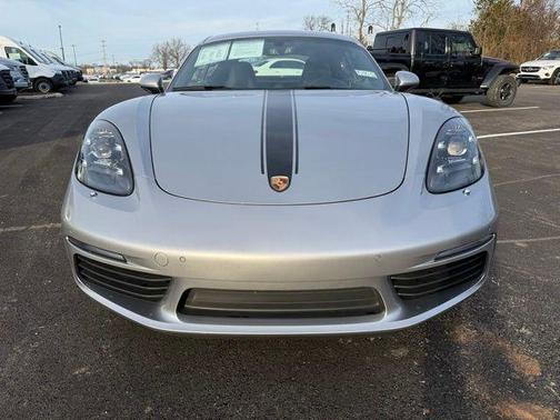 2024 Porsche 718 Cayman Style Edition