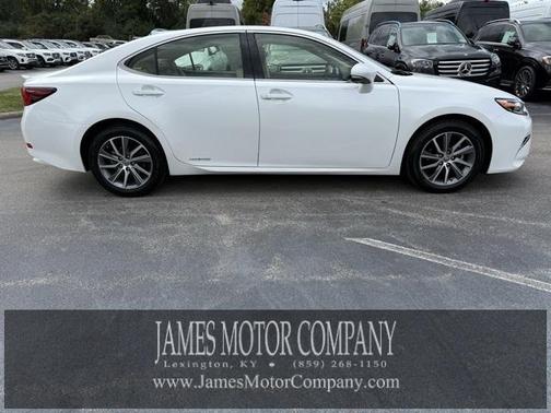 2018 Lexus ES 300h Base