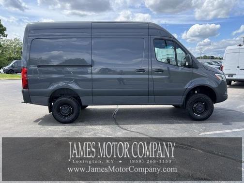 2025 Mercedes-Benz Sprinter 2500 Standard Roof