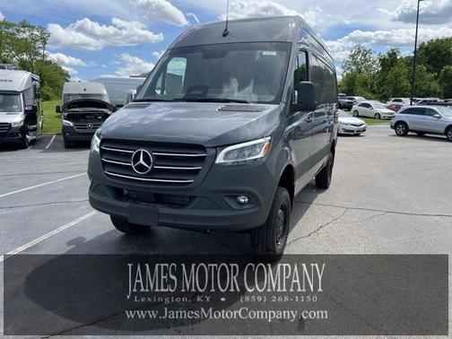 2025 Mercedes-Benz Sprinter 2500 Standard Roof