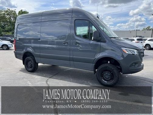 2025 Mercedes-Benz Sprinter 2500 Standard Roof