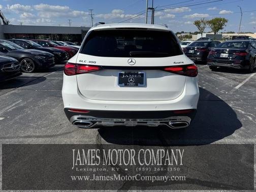 2025 Mercedes-Benz GLC 300 Base 4MATIC