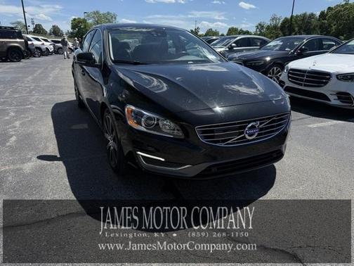 2017 Volvo S60 T5 Inscription Platinum