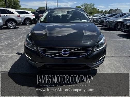 2017 Volvo S60 T5 Inscription Platinum