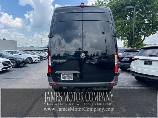 2024 Mercedes-Benz Sprinter 2500 144 WB