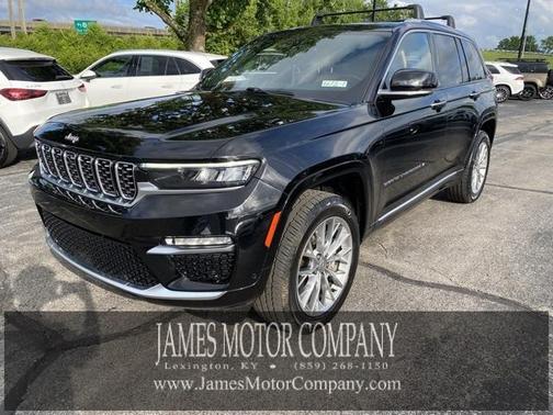 2022 Jeep Grand Cherokee Summit