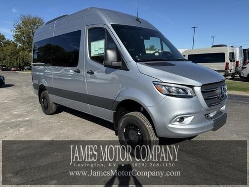 2025 Mercedes-Benz Sprinter 2500 144 WB Standard Roof Passenger