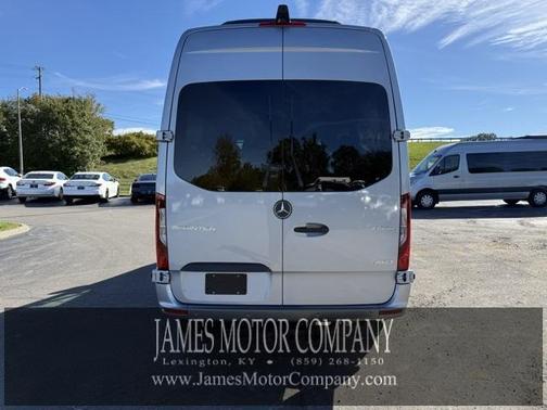 2025 Mercedes-Benz Sprinter 2500 144 WB Standard Roof Passenger