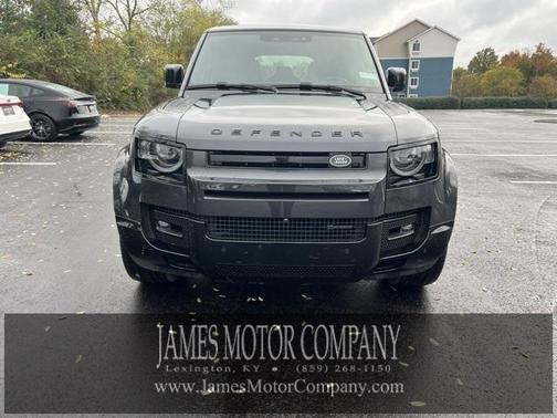 2023 Land Rover Defender 110 X-Dynamic SE