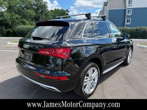 Mythos Black Metallic 2019 Audi Q5 2.0T Premium Plus