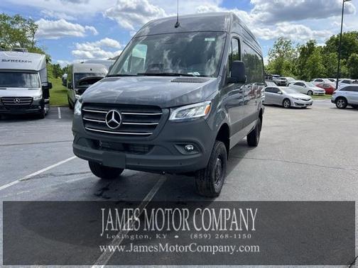 2025 Mercedes-Benz Sprinter 2500 Standard Roof