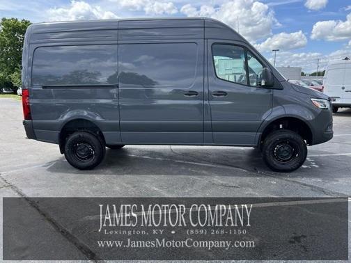 2025 Mercedes-Benz Sprinter 2500 Standard Roof