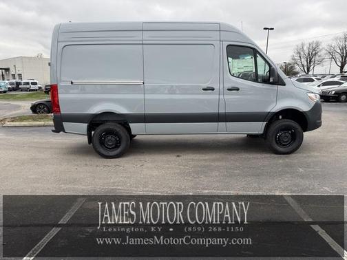 2025 Mercedes-Benz Sprinter 2500 Standard Roof