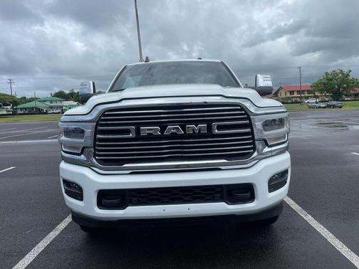 Bright White Clearcoat 2024 RAM 2500 Laramie Crew Cab 4x4 6'4' Box