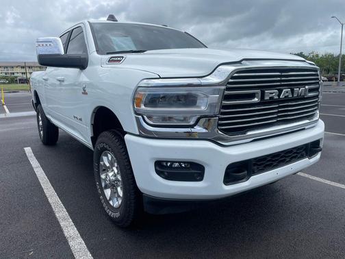 Bright White Clearcoat 2024 RAM 2500 Laramie Crew Cab 4x4 6'4' Box