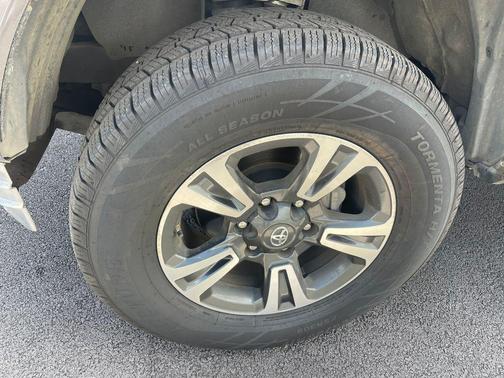 Silver Sky Metallic 2019 Toyota Tacoma TRD Sport