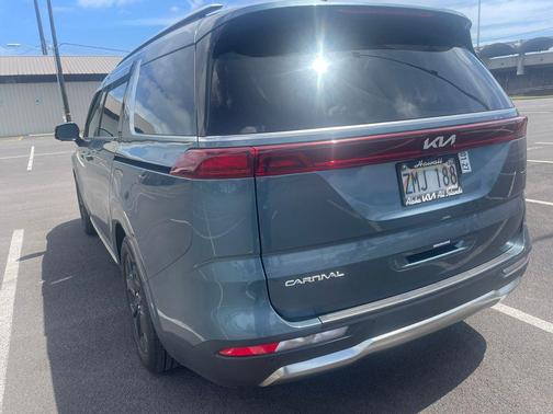 Astra Blue 2024 Kia Carnival SX