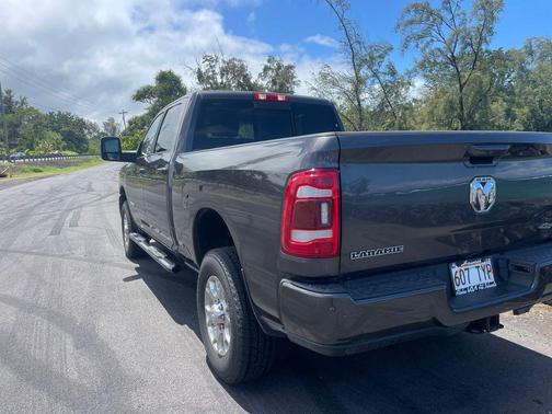 Granite Crystal Metallic Clearcoat 2024 RAM 2500 Laramie Crew Cab 4x4 6'4' Box
