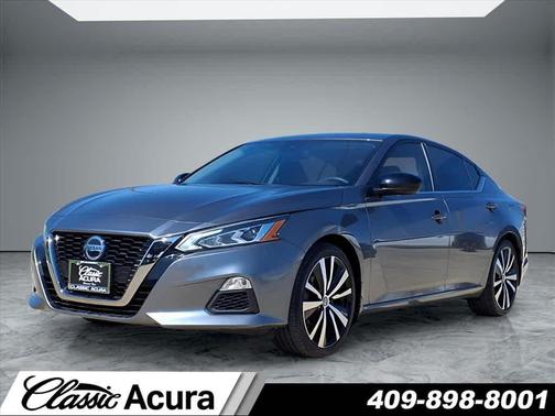2022 Nissan Altima SR FWD