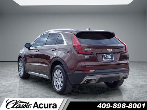 2023 Cadillac XT4 Premium Luxury