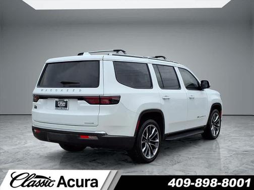 2022 Jeep Wagoneer Series II 4x2