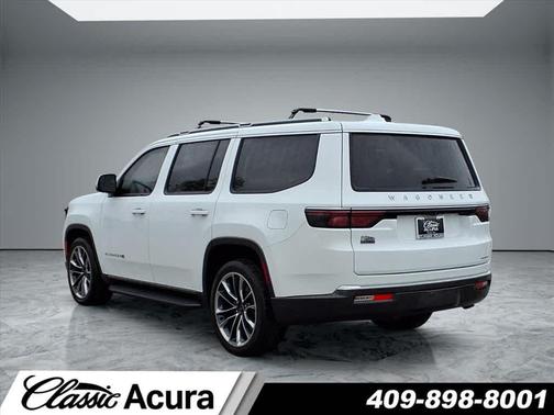 2022 Jeep Wagoneer Series II 4x2