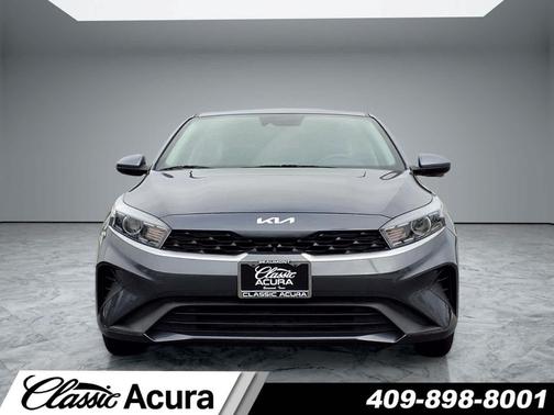 Gravity Gray 2024 Kia Forte LXS