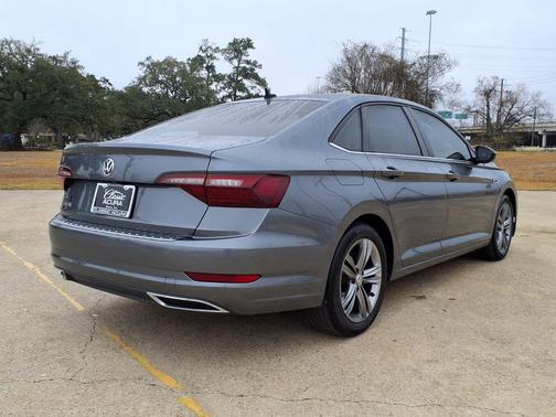 2021 Volkswagen Jetta 1.4T R-Line