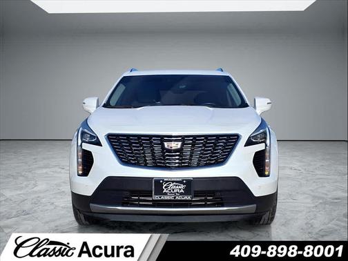 2022 Cadillac XT4 Premium Luxury