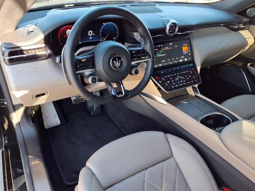 2024 Maserati GranTurismo Modena