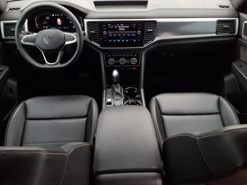 2022 Volkswagen Atlas Cross Sport 2.0T SEL