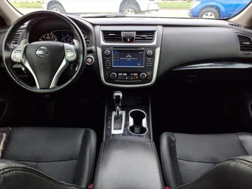 2017 Nissan Altima 3.5 SR