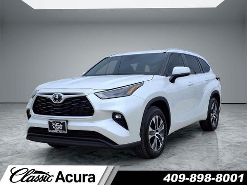 2025 Toyota Highlander XLE