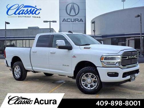 2023 RAM 2500 Laramie Crew Cab 4x4 6'4' Box