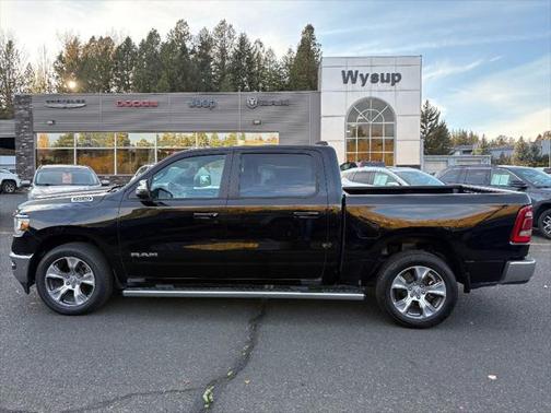 2023 RAM 1500 Laramie Crew Cab 4x4 57' Box