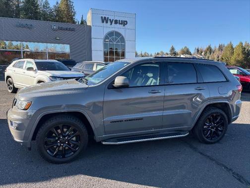 2021 Jeep Grand Cherokee Laredo X 4x4