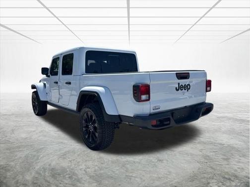 2025 Jeep Gladiator Nighthawk