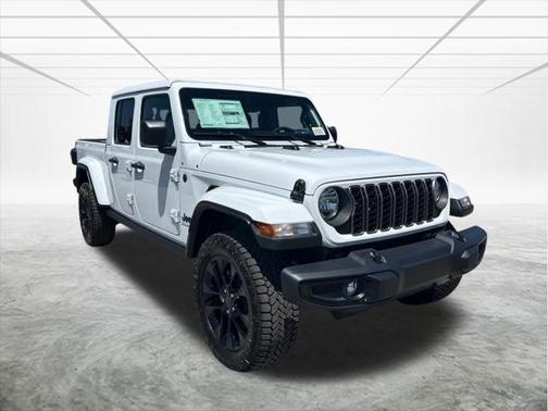 2025 Jeep Gladiator Nighthawk