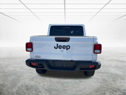 2025 Jeep Gladiator Nighthawk