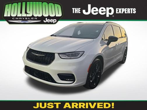 2024 Chrysler Pacifica Limited