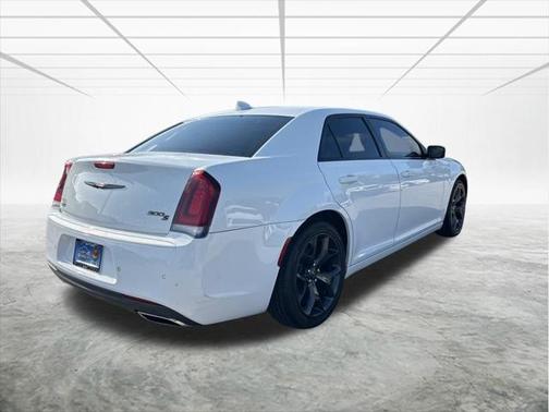 2021 Chrysler 300 S