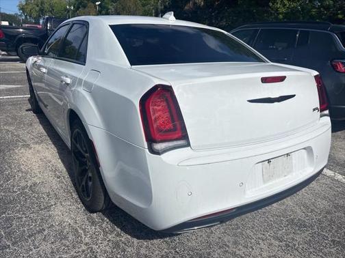 2021 Chrysler 300 S
