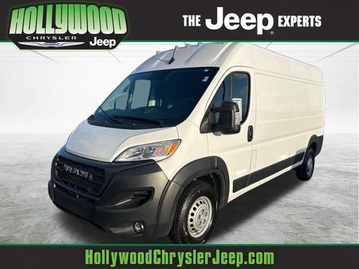 Bright White Clearcoat 2025 RAM ProMaster 2500 Tradesman