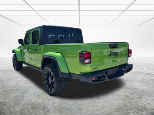 2025 Jeep Gladiator Nighthawk