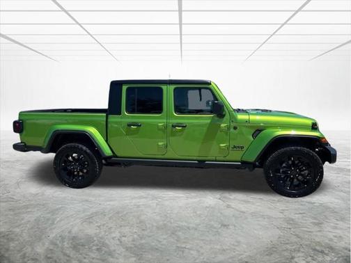2025 Jeep Gladiator Nighthawk