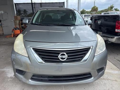 2013 Nissan Versa 1.6 S